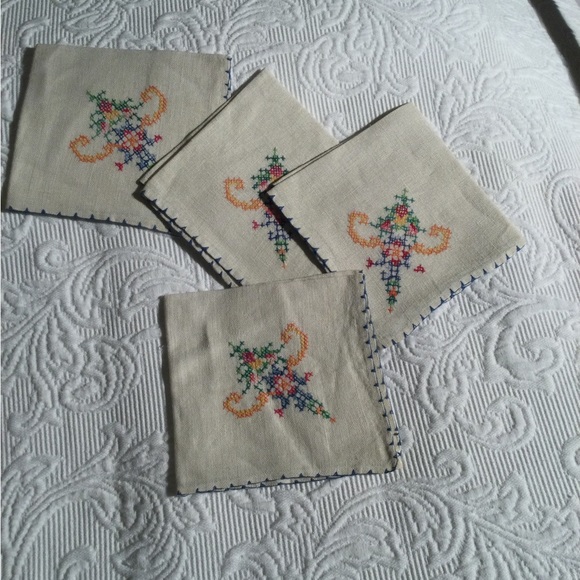 Vintage napkins - Picture 3 of 3